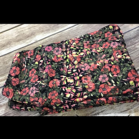 LuLaRoe Pants - LuLaRoe Leggings OS